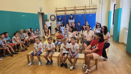 Sprejem prvošolcev v Lokvi; Vir: Občina Sežana